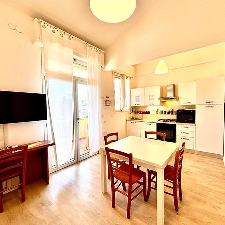 Villa Poetto Beach By Home And Experience , Cagliari, Poetto Extérieur photo